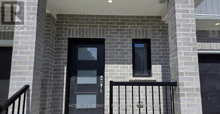 5-1 Miller Drive, Lucan Biddulph, ON, N0M 2J0 - 2