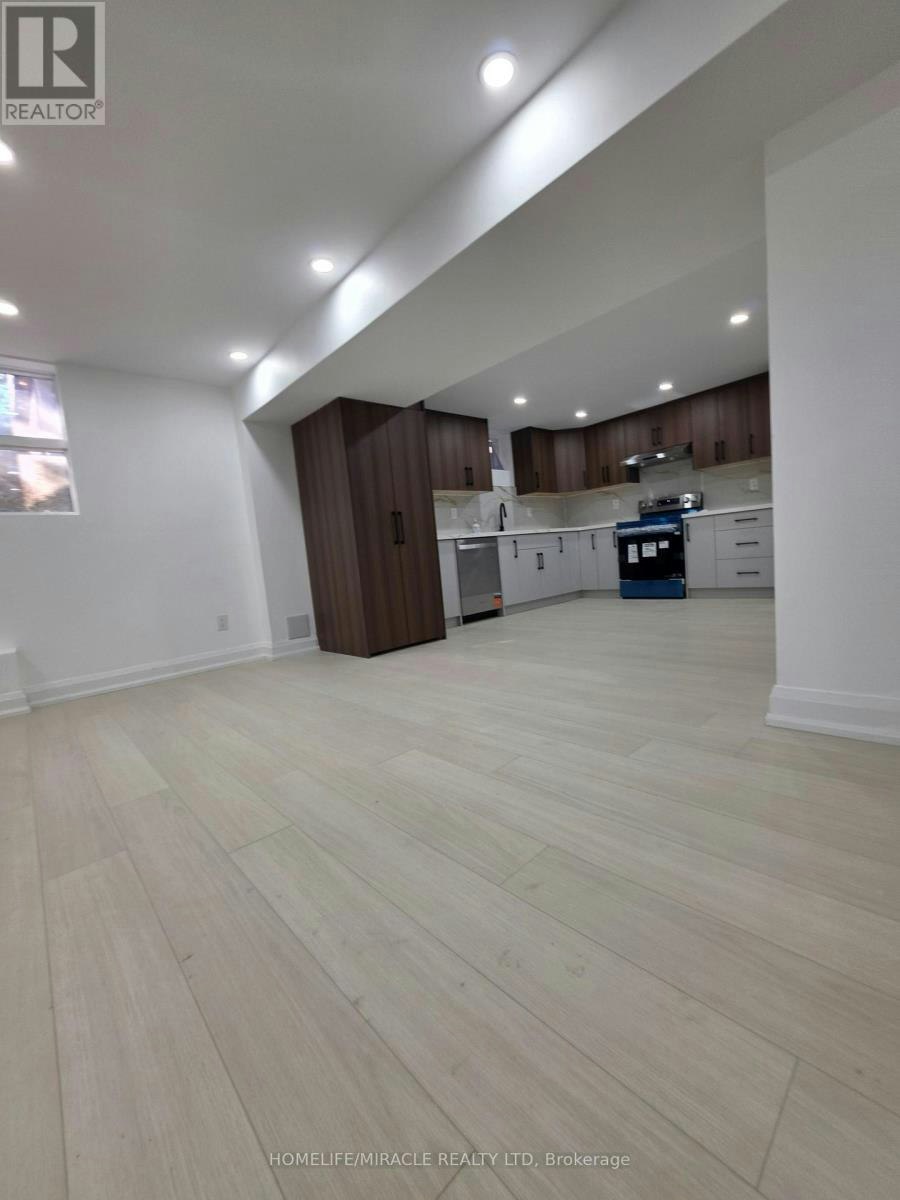 BSMT-U-2-22 Rossander Court, Toronto, ON, M1J 2B7 - 10