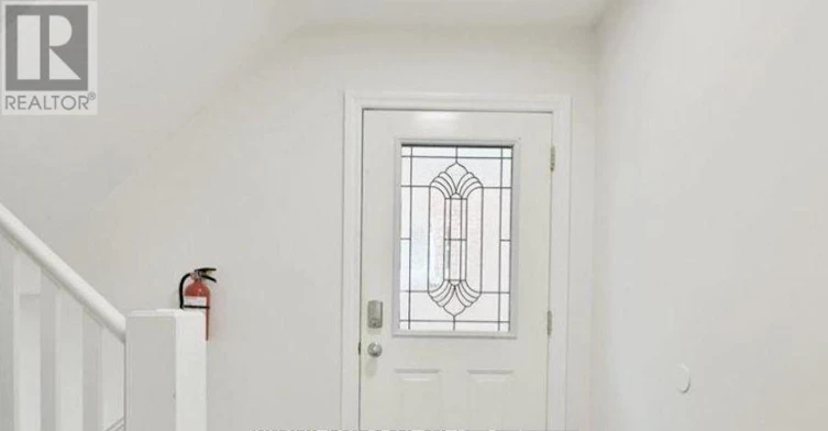 391 Greenwood Avenue, Ottawa, ON, K2A 0X4 - 4