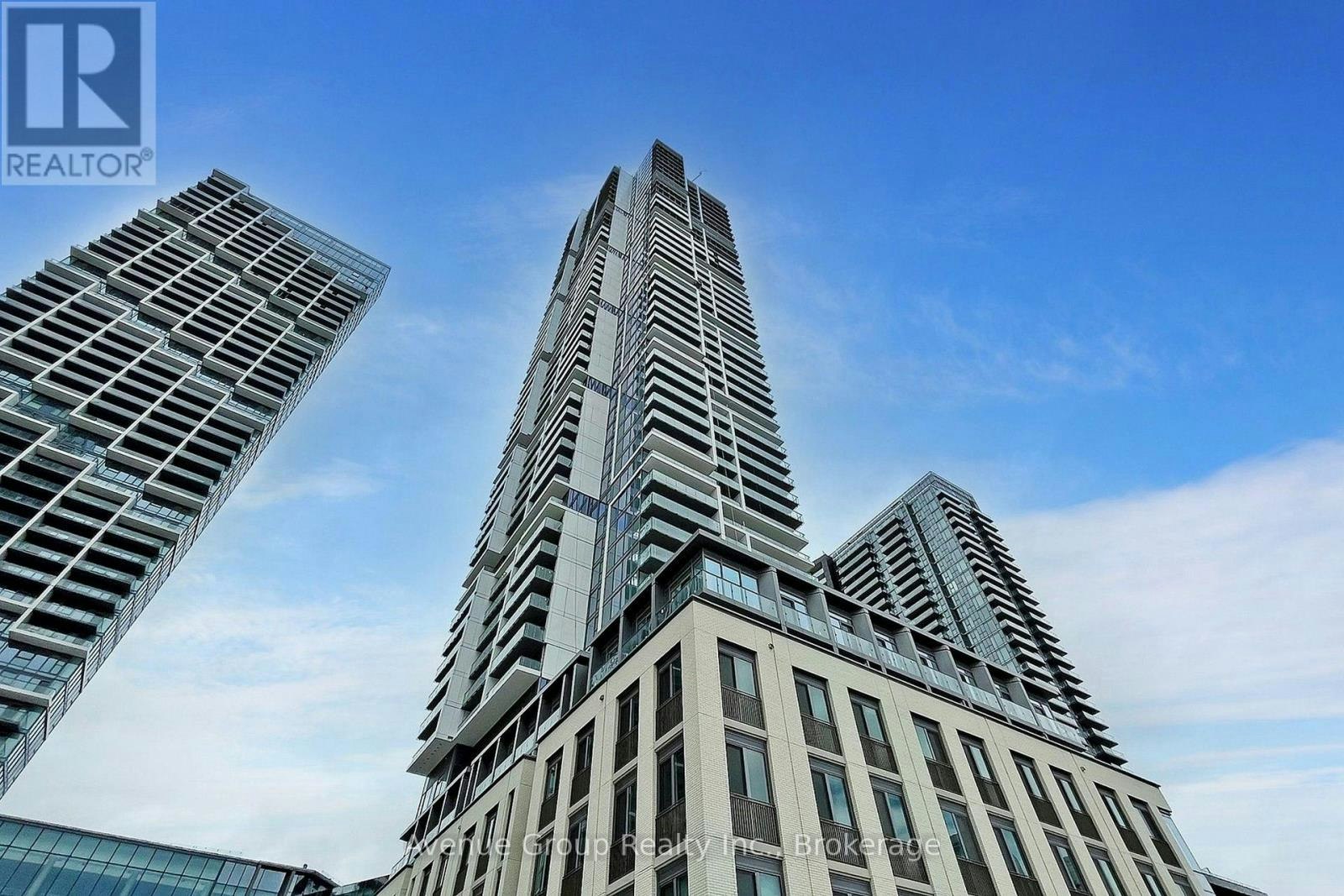 5208-7890 Jane Street, Vaughan, ON, L4K 0K9