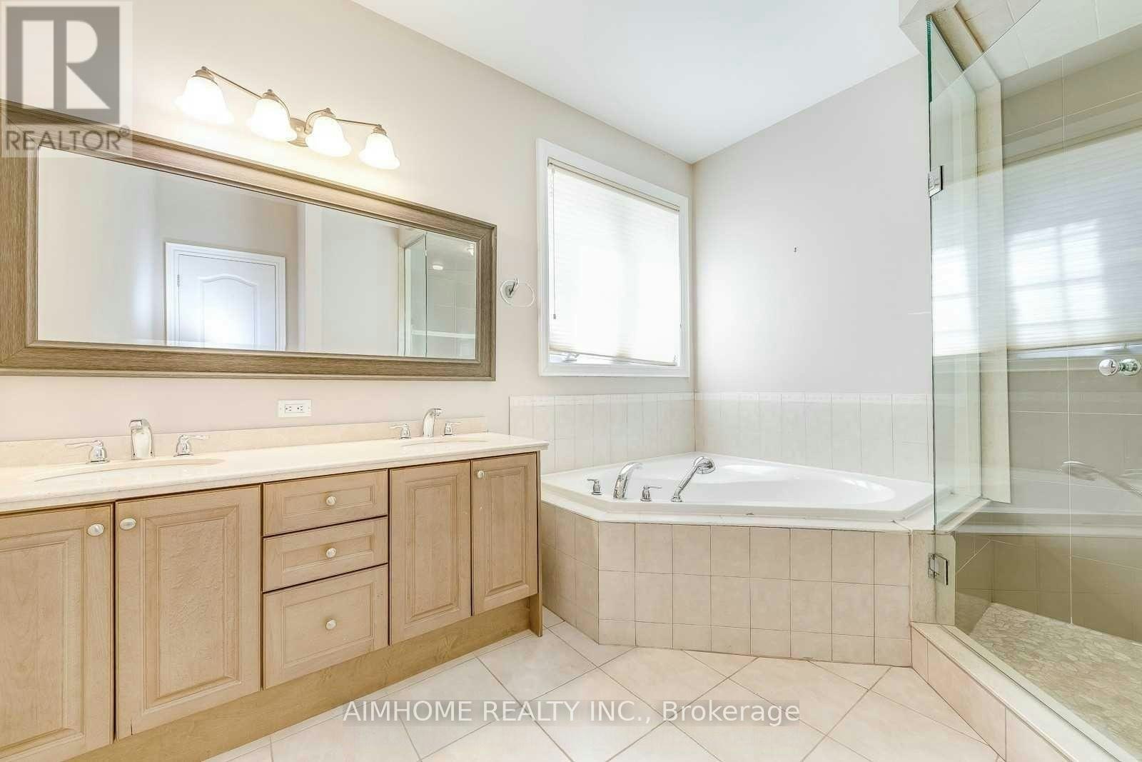 2489 Lyndhurst Drive, Oakville, ON, L6H 7V8 - 21