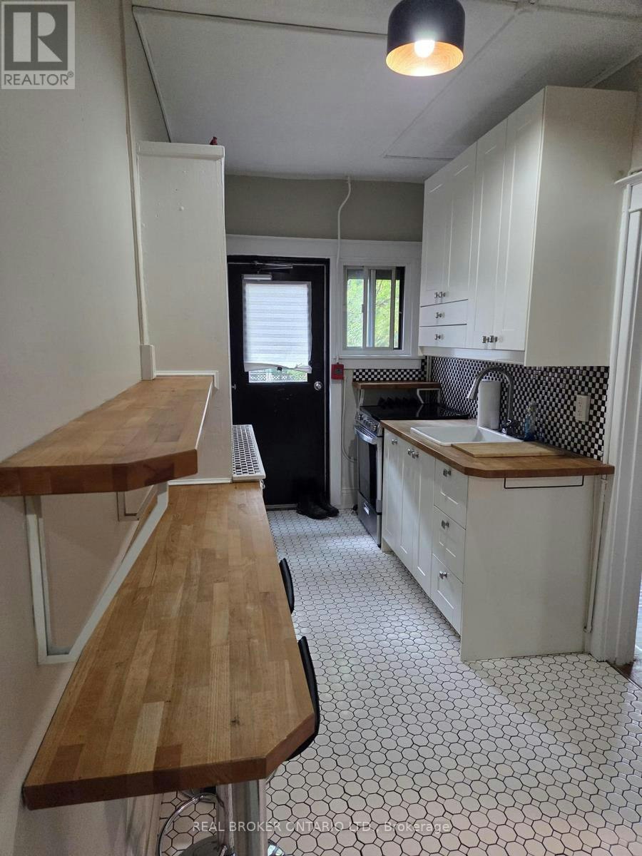 4-479 Aberdeen Avenue, Hamilton, ON, L8P 2S5 - 2