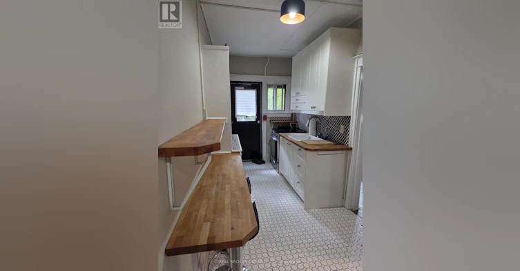 4-479 Aberdeen Avenue, Hamilton, ON, L8P 2S5 - 2