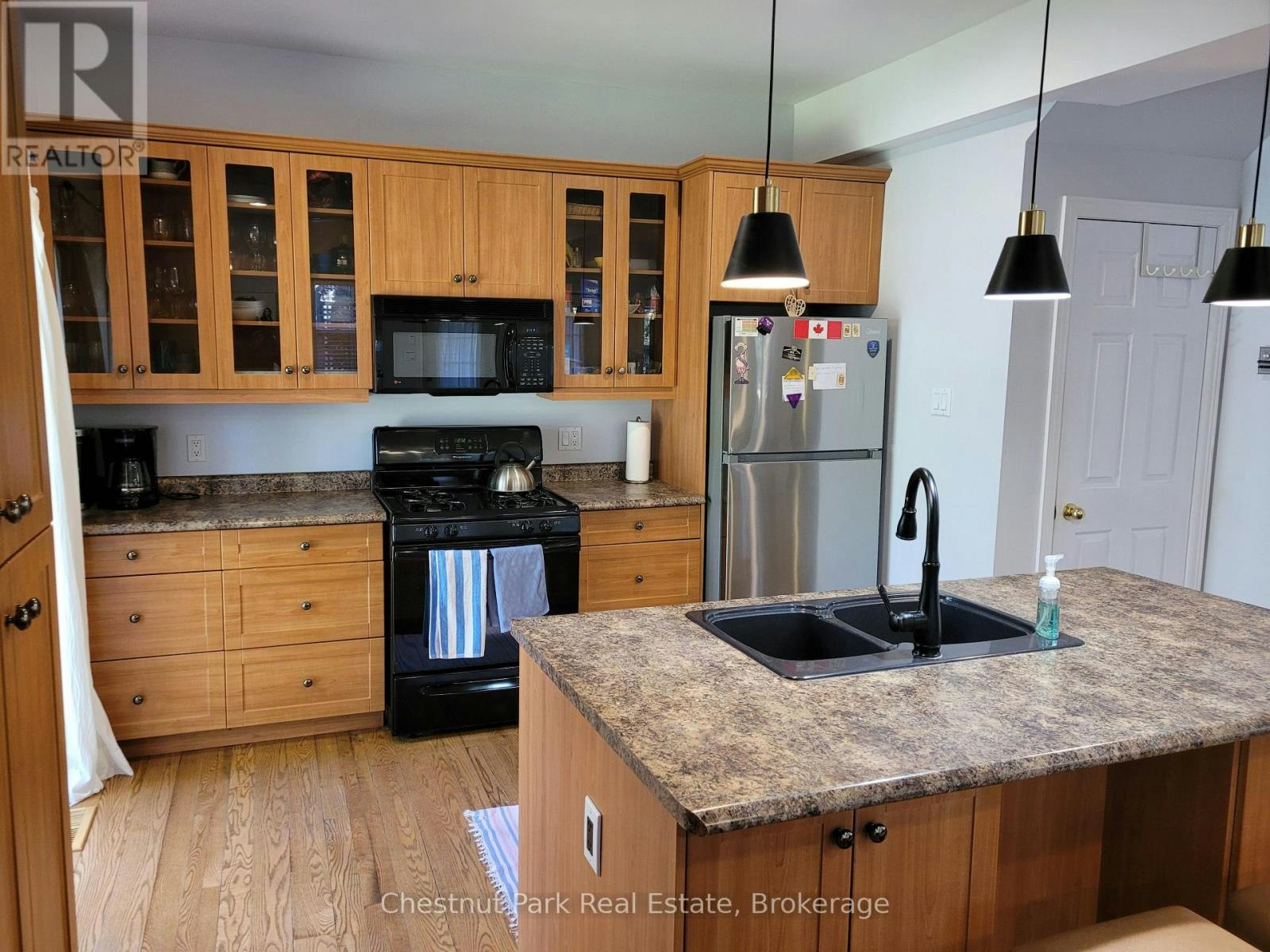 21 47th Street N, Wasaga Beach, ON, L9Z 1Y5 - 10