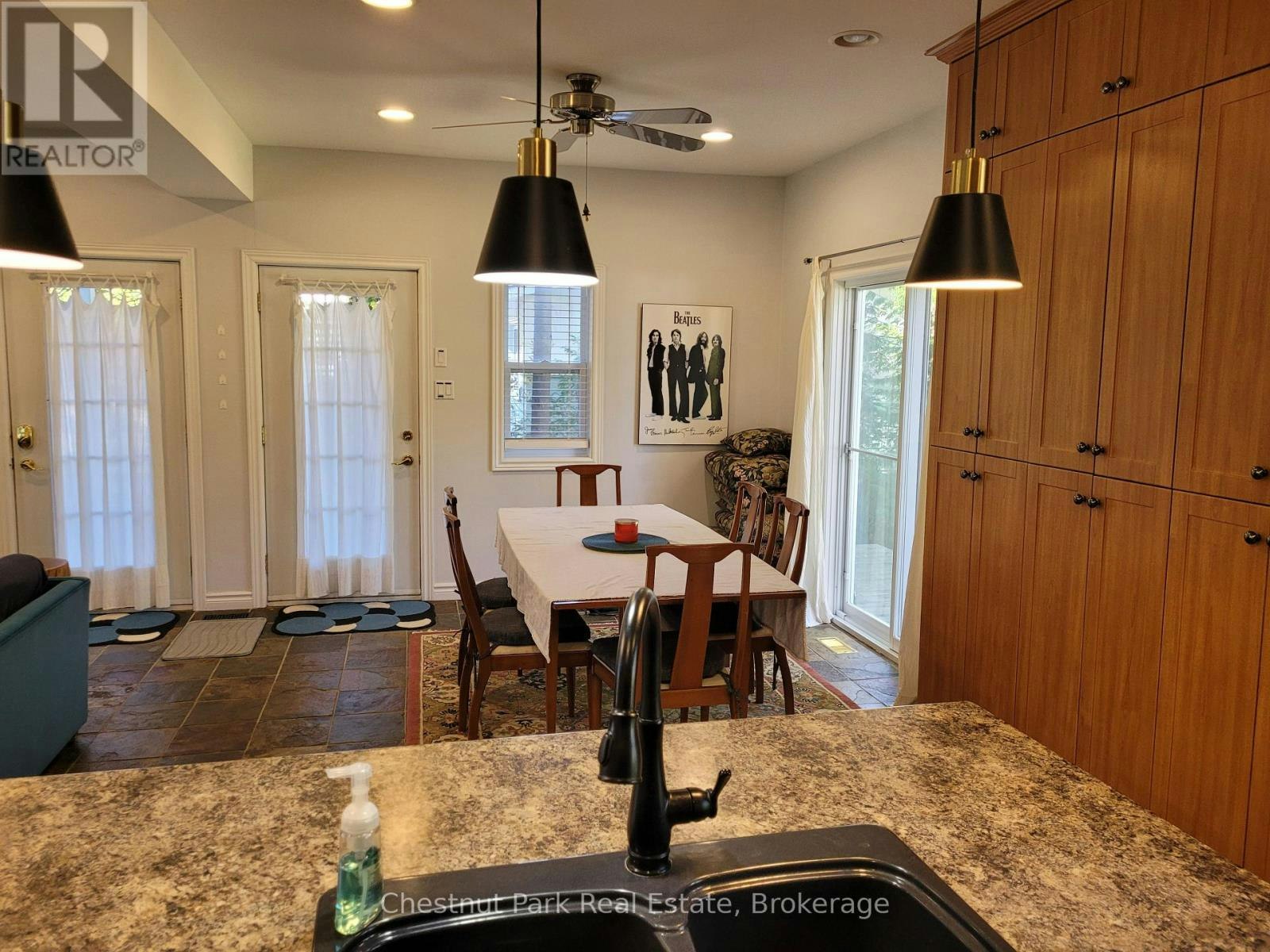 21 47th Street N, Wasaga Beach, ON, L9Z 1Y5 - 11