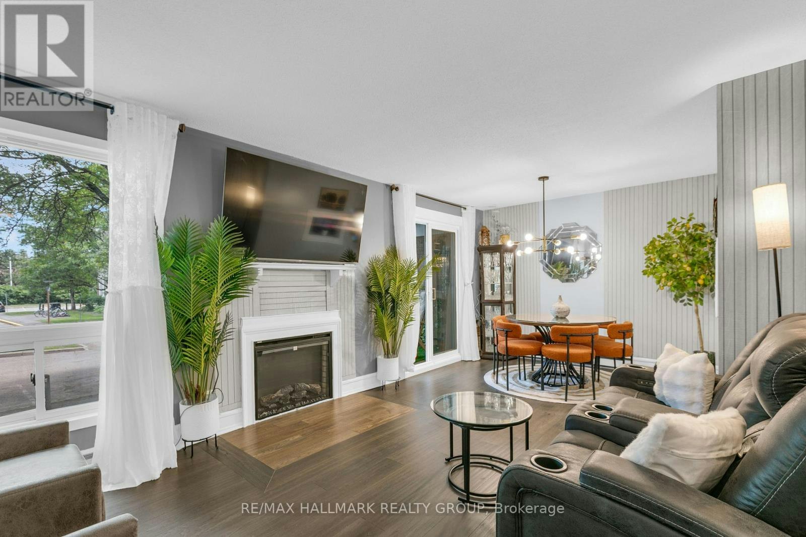 1-240 Fenerty Court, Ottawa, ON, K2L 3A7