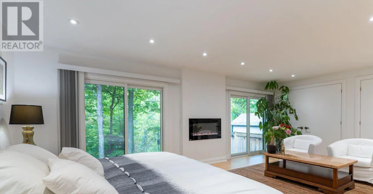 5071 Spruce Avenue, Burlington, ON, L7L 1M6 - 24