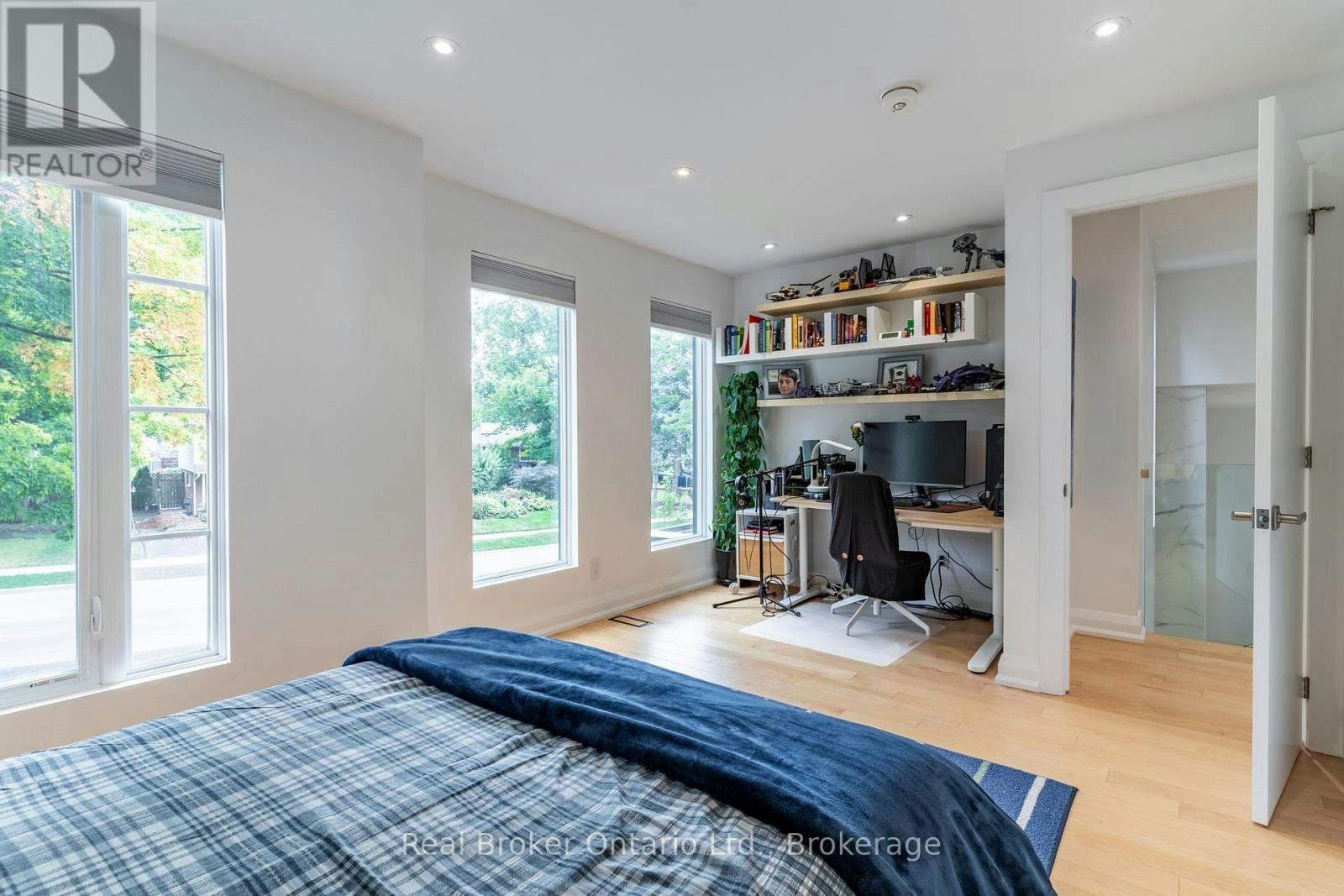 5071 Spruce Avenue, Burlington, ON, L7L 1M6 - 32