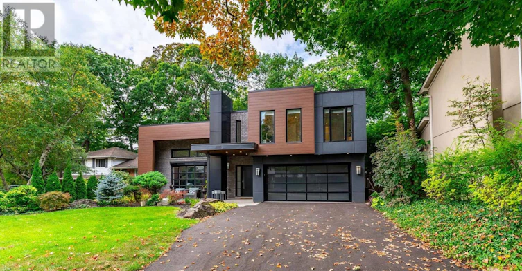 5071 Spruce Avenue, Burlington, ON, L7L 1M6