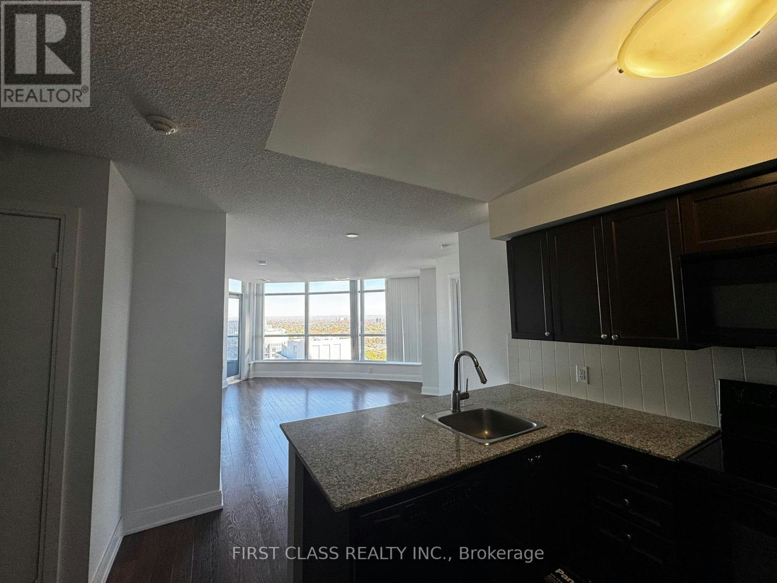 3610-125 Village Green Square, Toronto, ON, M1S 0G3 - 4