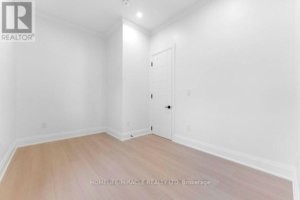 GARDEN SUITE-22 Rossander Court, Toronto, ON, M1J 2B7 - 13