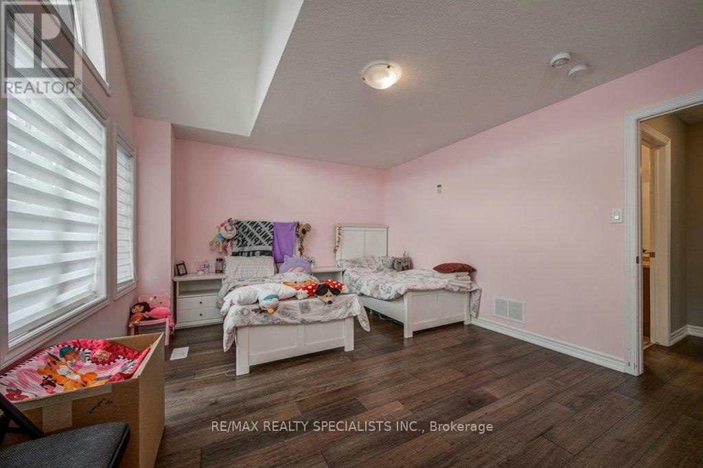 36 Weatherall Avenue, Cambridge, ON, N3H 0C1 - 27