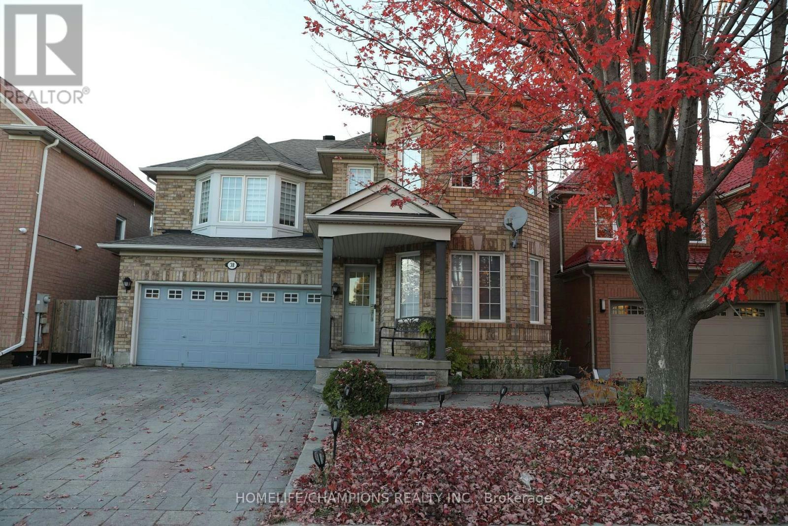 38 Bobolink Avenue, Toronto, ON, M1X 1W3
