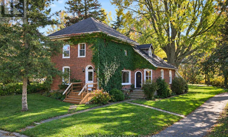 87 Bloomfield Main Street