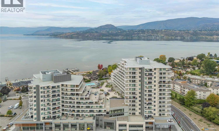 503-3300 Lakeshore Road