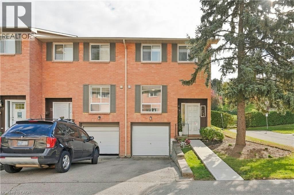 14-66 Summercrest Drive, Hamilton, ON, L8K 6M6