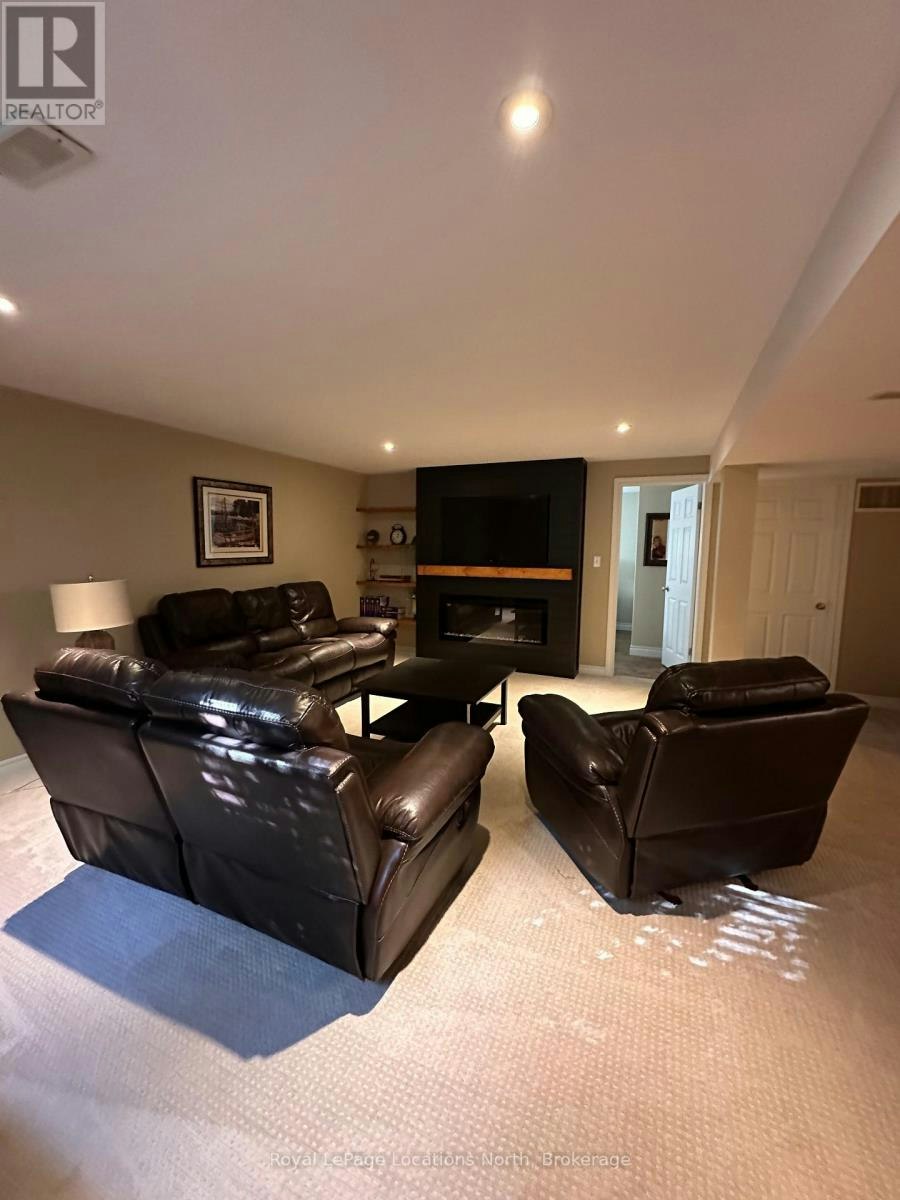 59 Connor Avenue, Collingwood, ON, L9Y 5K7 - 26