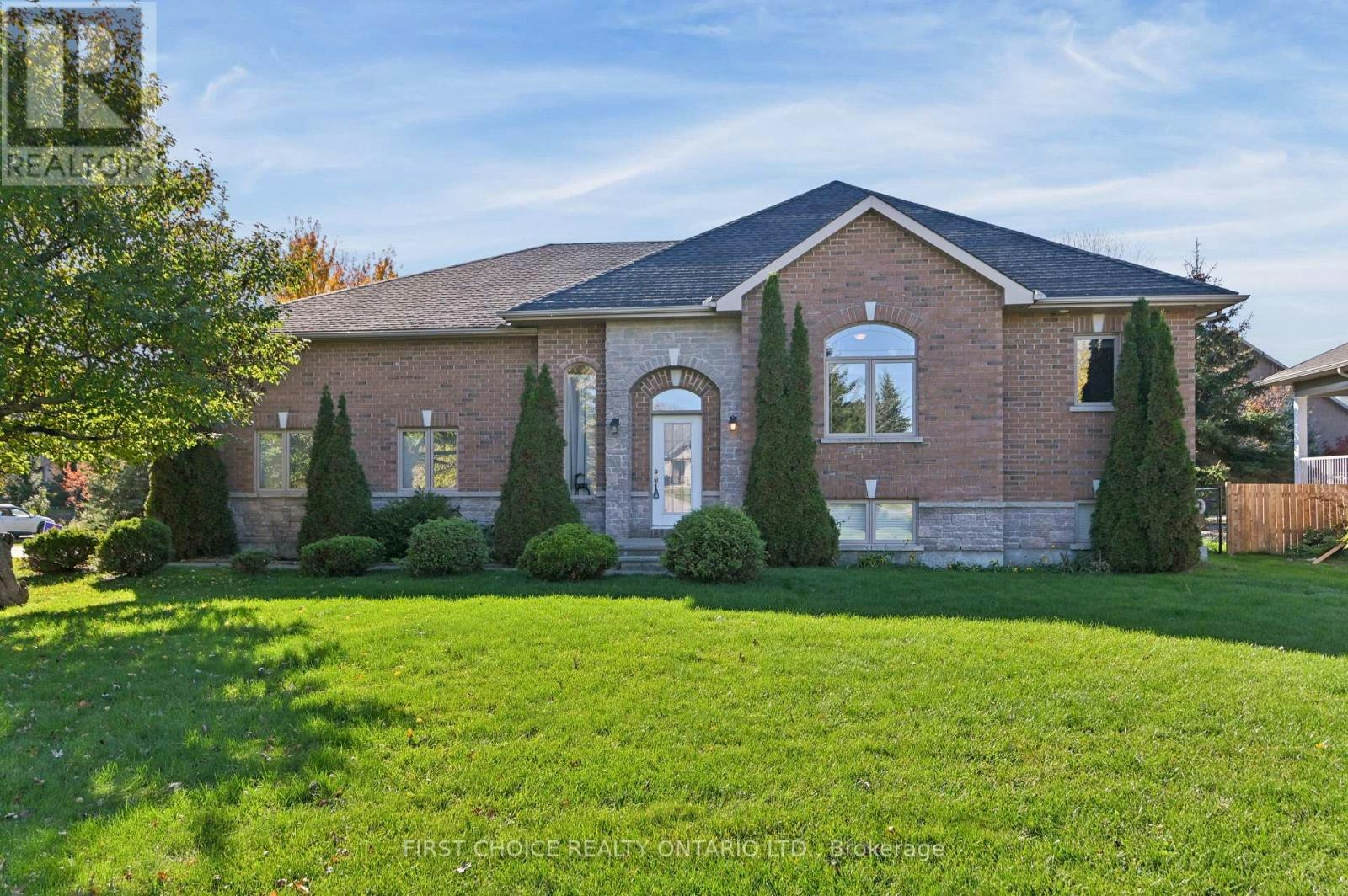 6391 Blossom Trail Drive, Ottawa, ON, K4P 0B1