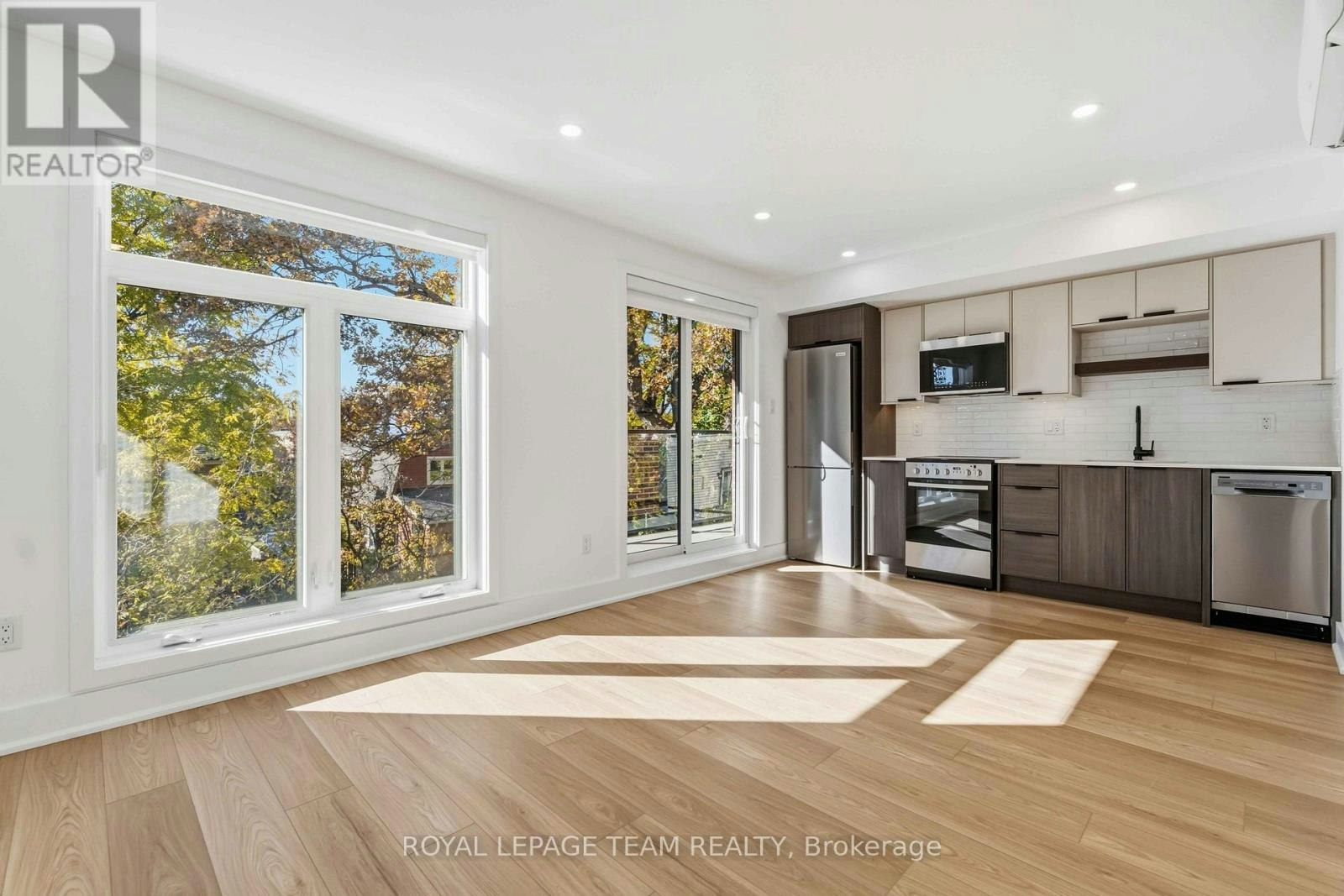 8-100 Hamilton Avenue N, Ottawa, ON, K1Y 1B9 - 8