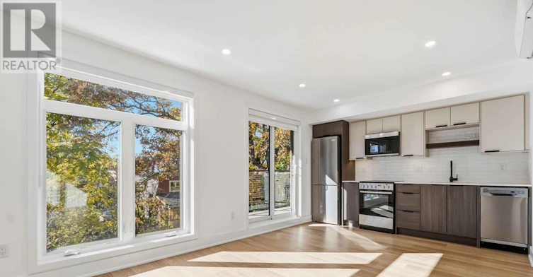 8-100 Hamilton Avenue N, Ottawa, ON, K1Y 1B9 - 8