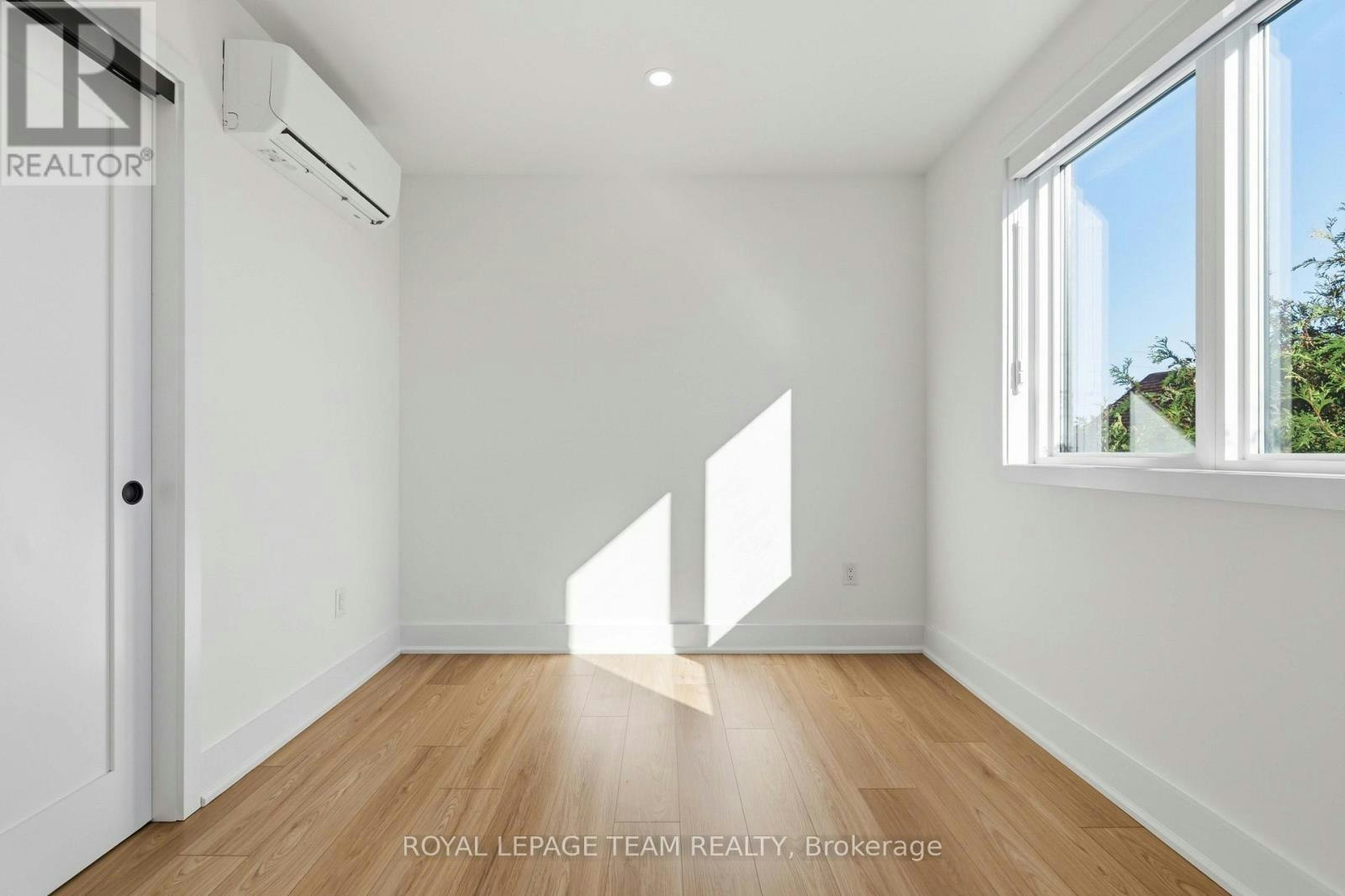 8-100 Hamilton Avenue N, Ottawa, ON, K1Y 1B9 - 15