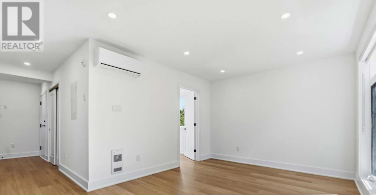 8-100 Hamilton Avenue N, Ottawa, ON, K1Y 1B9 - 6