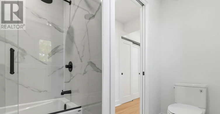 8-100 Hamilton Avenue N, Ottawa, ON, K1Y 1B9 - 11