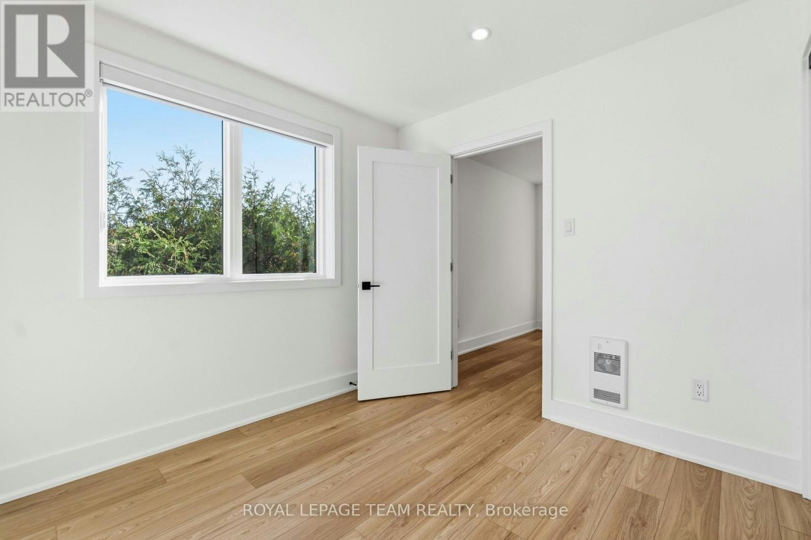 8-100 Hamilton Avenue N, Ottawa, ON, K1Y 1B9 - 17