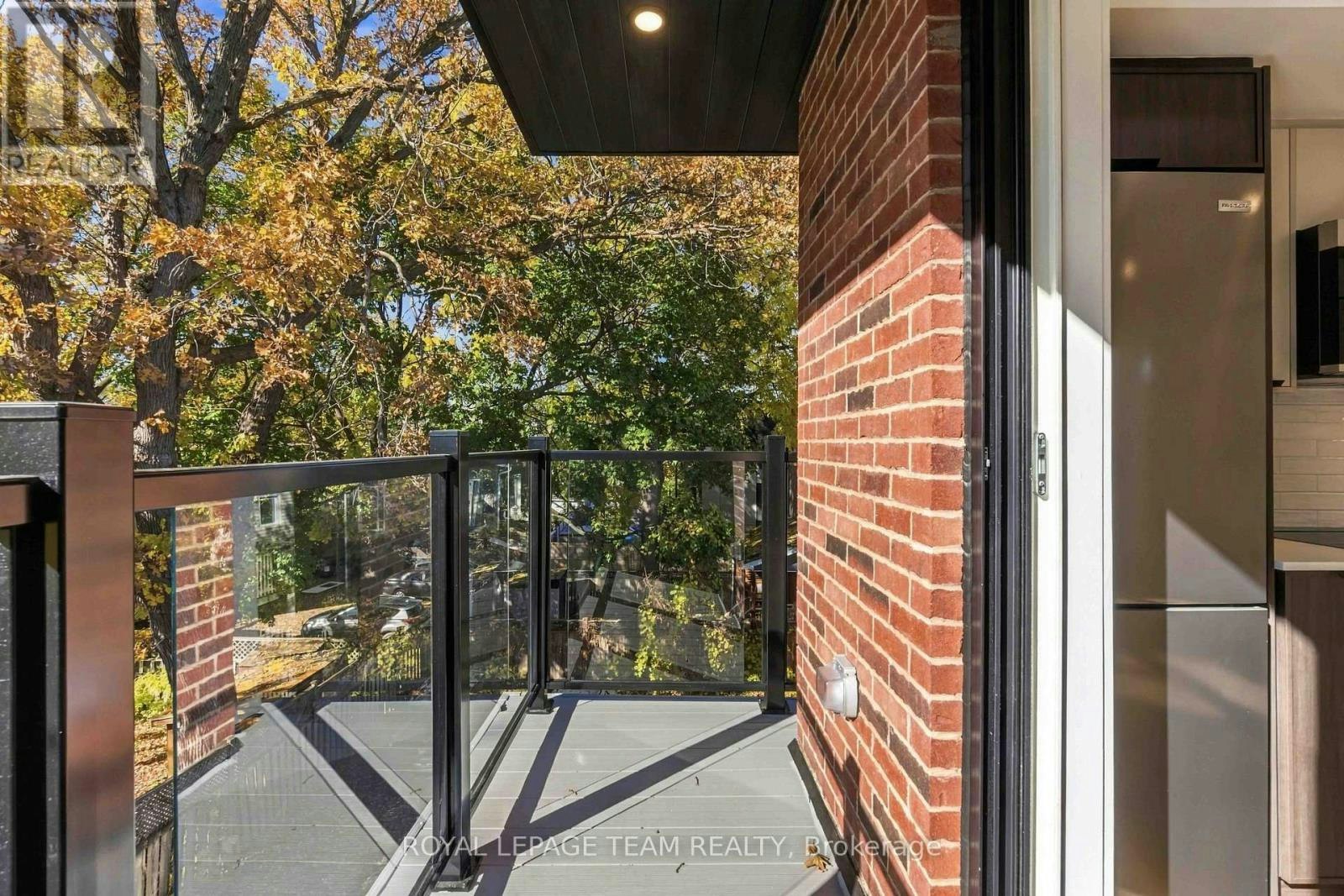 8-100 Hamilton Avenue N, Ottawa, ON, K1Y 1B9 - 19
