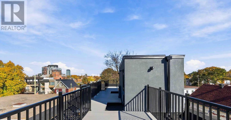 8-100 Hamilton Avenue N, Ottawa, ON, K1Y 1B9 - 21