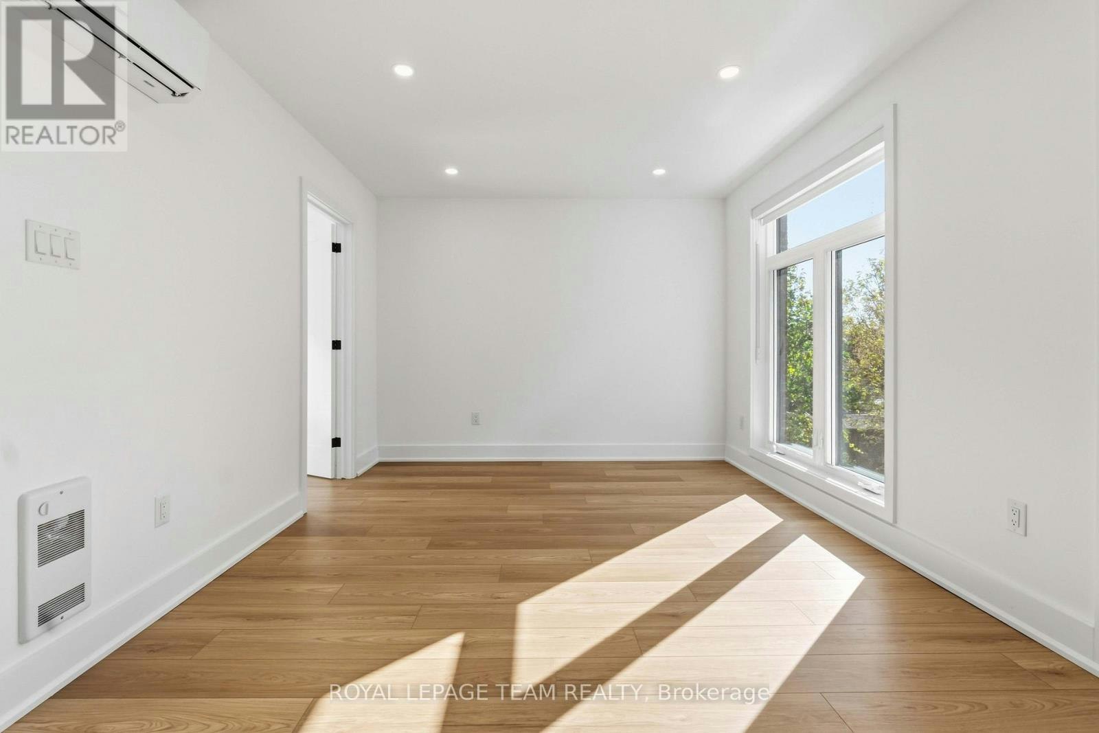 8-100 Hamilton Avenue N, Ottawa, ON, K1Y 1B9 - 5