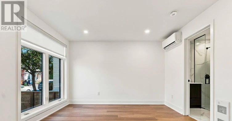 3-100 Hamilton Avenue N, Ottawa, ON, K1Y 1B9 - 4