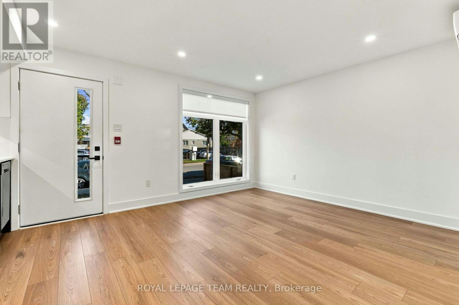 3-100 Hamilton Avenue N, Ottawa, ON, K1Y 1B9 - 2