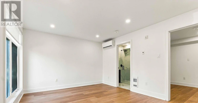 3-100 Hamilton Avenue N, Ottawa, ON, K1Y 1B9 - 3