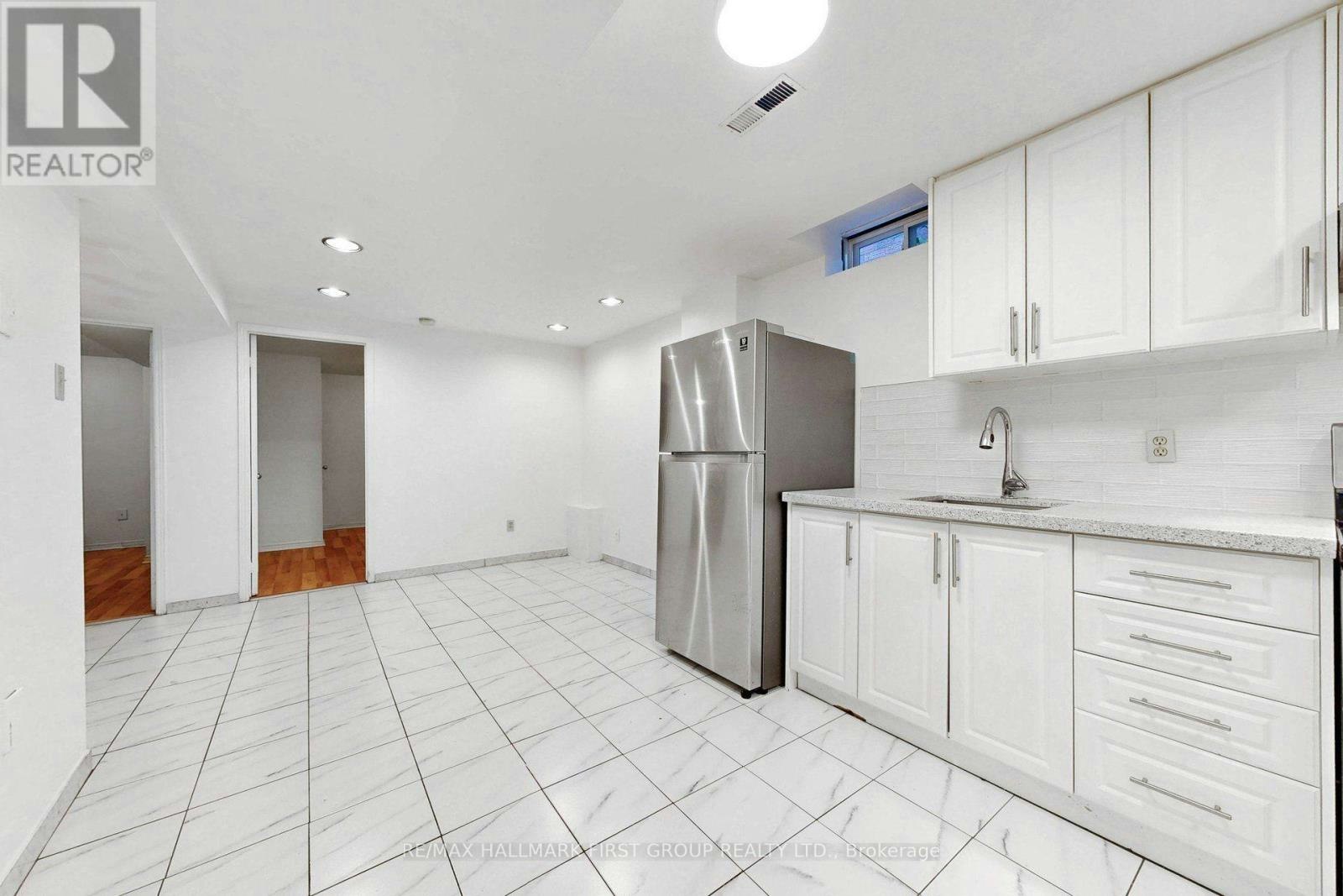BSMT-220 Morningview Trail, Toronto, ON, M1B 5L7 - 7