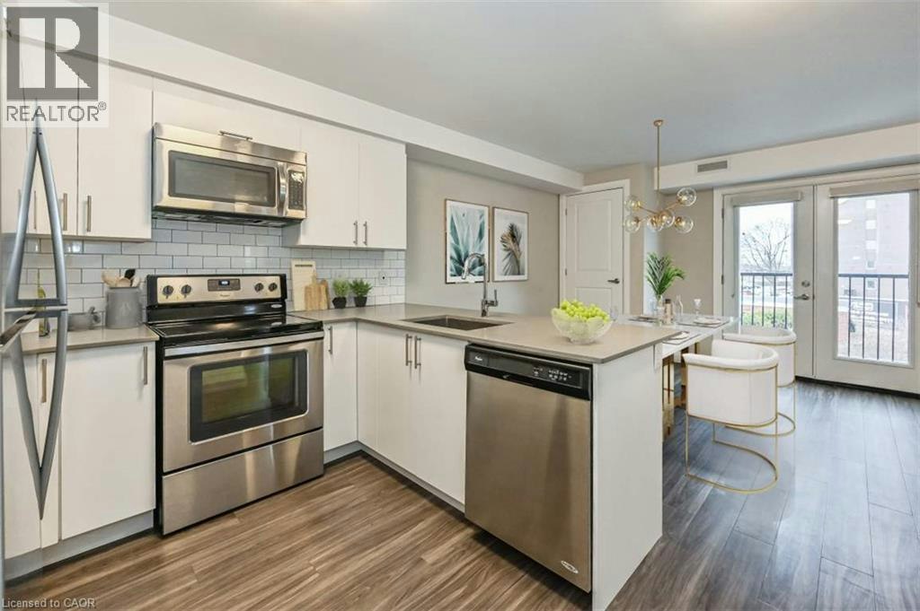 205-100 Bronte Street S, Milton, ON, L9T 1Y8 - 2