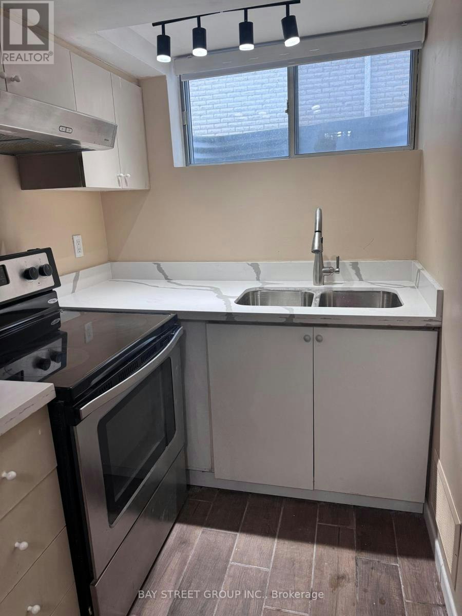 20 Edmonton Road, Toronto, ON, M2J 3W6 - 19