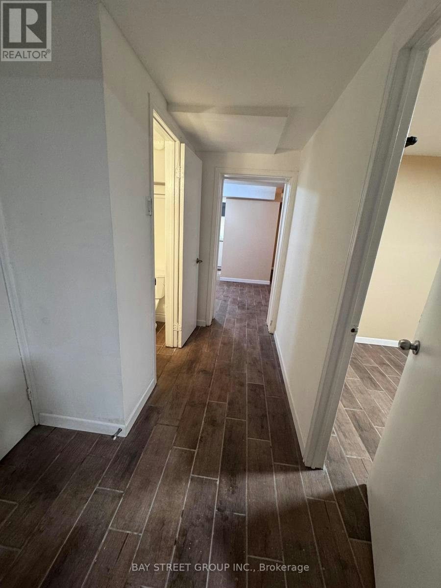 20 Edmonton Road, Toronto, ON, M2J 3W6 - 11