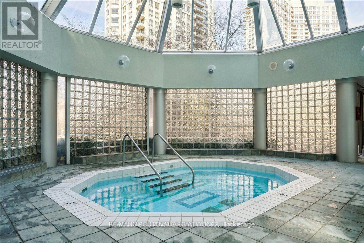 602-325 Webb Drive, Mississauga, ON, L5B 3Z9 - 14