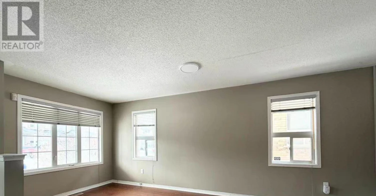 ENTIRE PROPERTY-367 Marble Place, Newmarket, ON, L3X 2P1 - 3