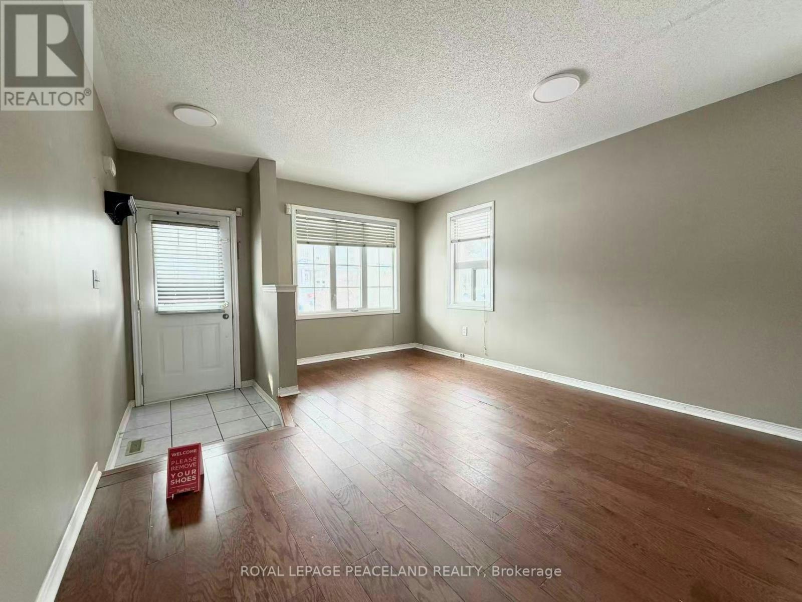 ENTIRE PROPERTY-367 Marble Place, Newmarket, ON, L3X 2P1 - 2