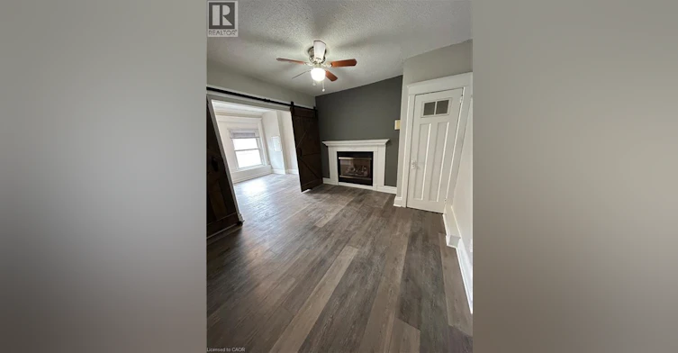 3-144 Locke Street, Hamilton, ON, L8P 4A9
