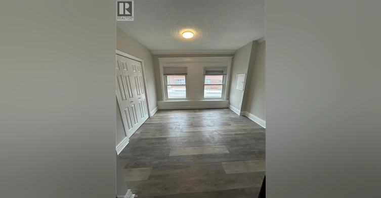 3-144 Locke Street, Hamilton, ON, L8P 4A9 - 10