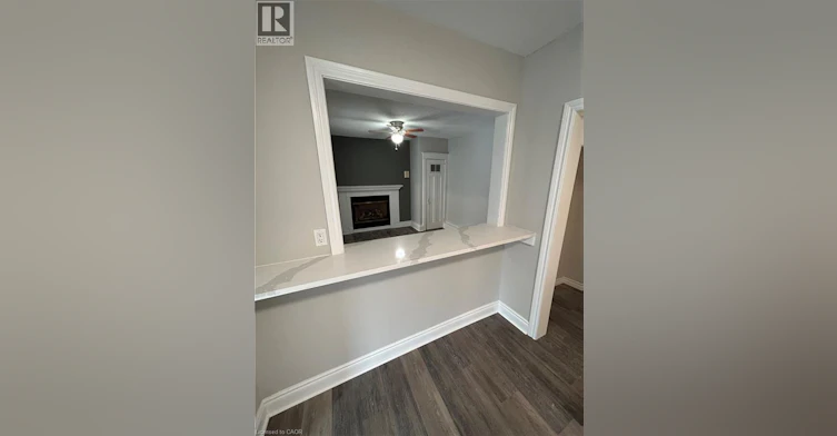3-144 Locke Street, Hamilton, ON, L8P 4A9 - 5