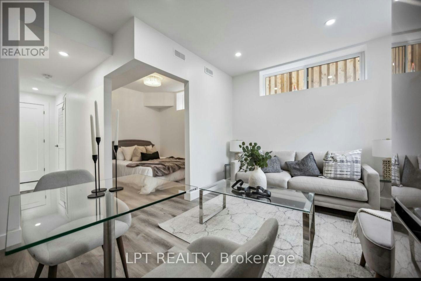 3-19 Hatfield Crescent, Toronto, ON, M9W 3R7 - 2