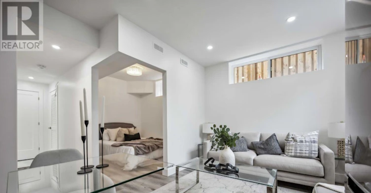 3-19 Hatfield Crescent, Toronto, ON, M9W 3R7 - 2