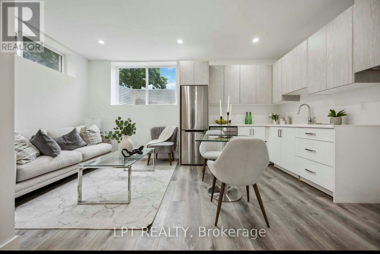3-19 Hatfield Crescent, Toronto, ON, M9W 3R7 - 4