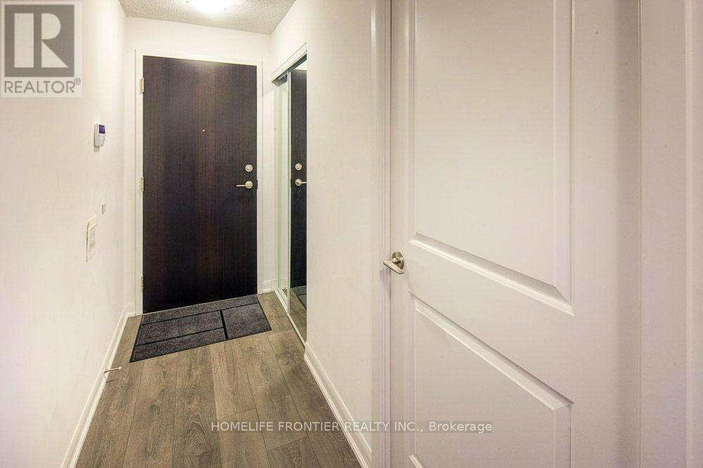 1709-5162 Yonge Street, Toronto, ON, M2N 0E9 - 3