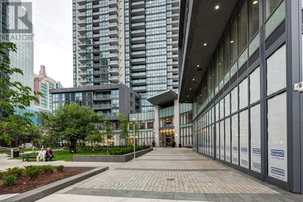 1709-5162 Yonge Street, Toronto, ON, M2N 0E9 - 2