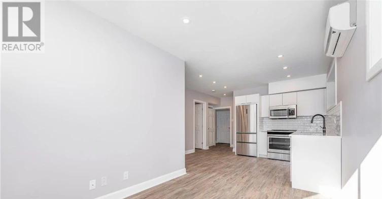 B-366 Fullerton Avenue, Ottawa, ON, K1K 1K1 - 16